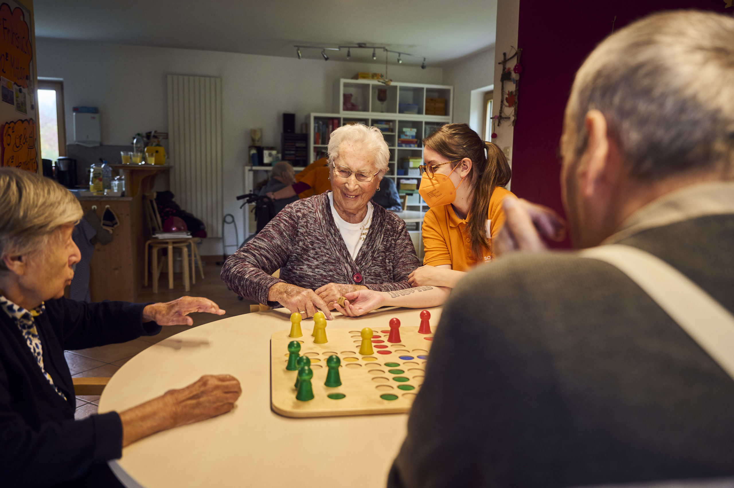 Die Tagesstrukturierung für jeden einzelnen Betroffenen orientiert sich an seinen persönlichen Vorlieben und Gewohnheiten.